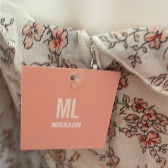 Miss Lola Floral Ruched Long Sleeve Dress - White and Pink - Picture 4 of 12